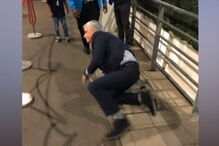 Mourinho cai em Wembley