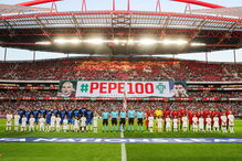 Pepe homenageado no jogo 100 pela seleção nacional