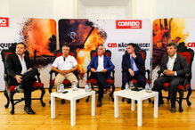 Debate moderado por José Carlos Castro (diretor-adjunto do CM e CMTV) teve a participação (da esq. para a dir.) de Carlos Gomes, Carlos Pinto de Sá, Carlos Anjos e Armando Esteves Pereira (diretor-geral editorial-adjunto do CM e CMTV) 