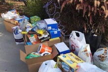 Imagens dos donativos publicadas por Ashley Bemis