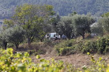 Vítimas estavam no rés do chão da casa, onde o incêndio deflagrou, e já não conseguiram sair devido ao fumo intenso. Família e vizinhos estão inconsoláveis 