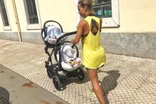 Luciana Abreu mostra fotos a passear com as filhas gémeas