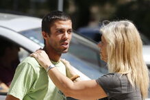 Alta tensão à porta de tribunal. Padrasto de bebé torturado sai em liberdade