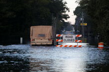 Furacão Florence deixou milhares de casas inundadas e estradas cortadas nos Estados Unidos