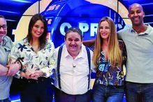 Fernando Mendes com a equipa de 'O Preço Certo'