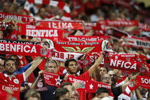 Adeptos do Benfica nas bancadas da Luz