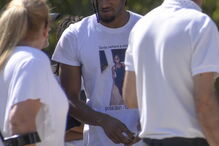 Familiares e amigos prestam última homenagem a irmã de Djaló