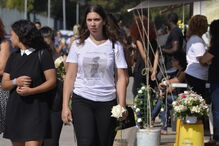 Familiares e amigos prestam última homenagem a irmã de Djaló