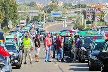 Taxistas mantêm protestos por tempo indeterminado 