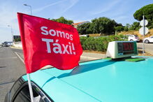 Taxistas mantêm protestos por tempo indeterminado 