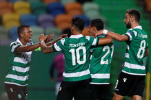 Jogadores do Sporting comemoram o golo inaugural perante o Qarabag