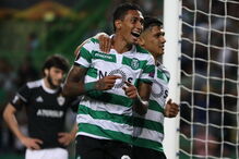 Raphinha celebra o golo marcado ao Qarabag