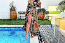 Famosas dão boas vindas ao outono na praia