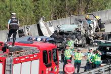 Colisão frontal no IC8 mata seis homens