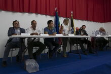 Assembleia municipal em Vila Facaia