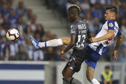 André Pereira renova até 2021 com o FC Porto
