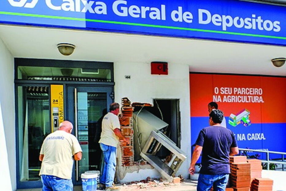 Assalto em Reguengos de Monsaraz