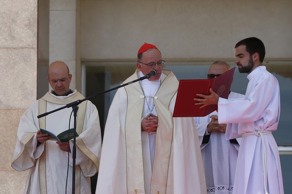 Cardeal patriarca pede 