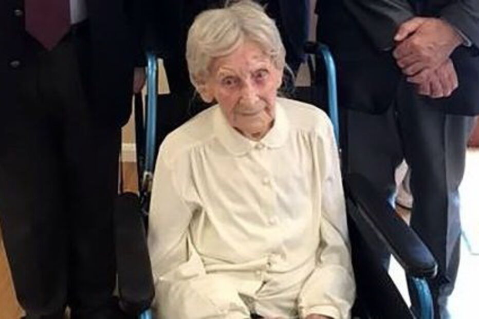Pessoa mais velha da Grã-Bretanha morre aos 113 anos