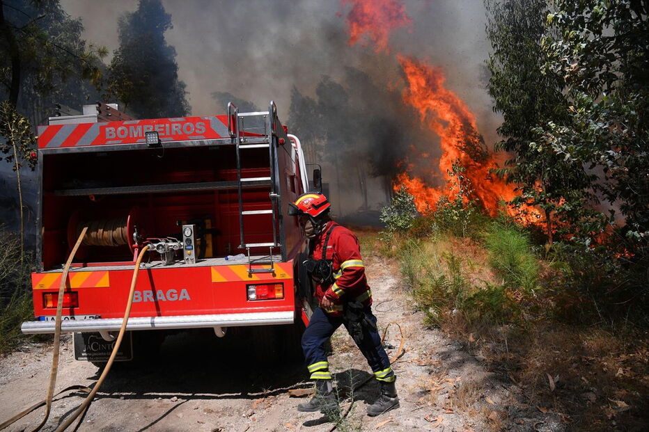 Incêndio em Póvoa de Lanhoso