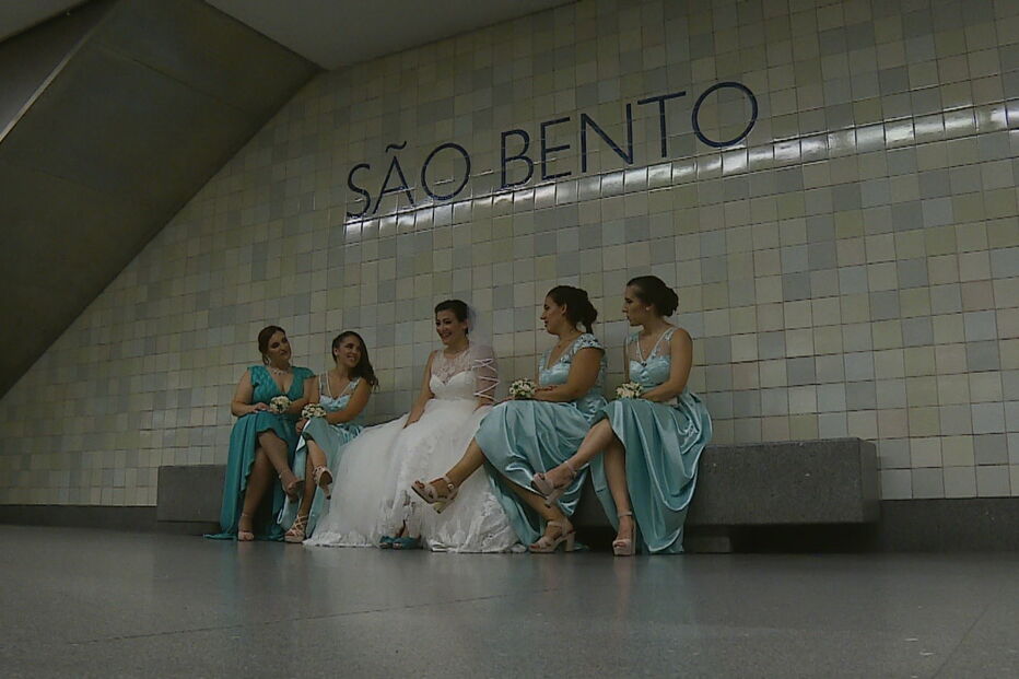 Noiva foi de metro até ao casamento