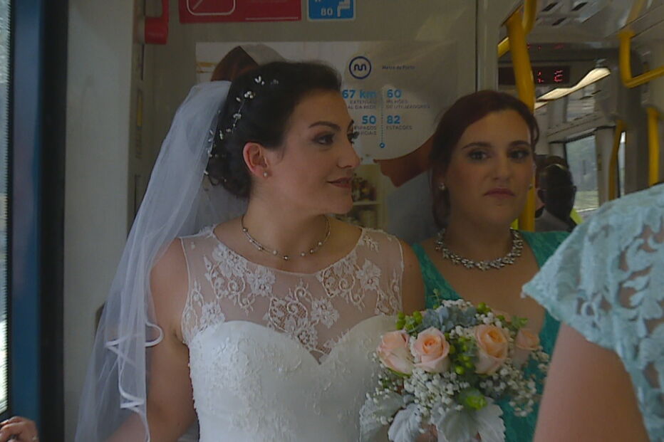 Noiva foi de metro até ao casamento