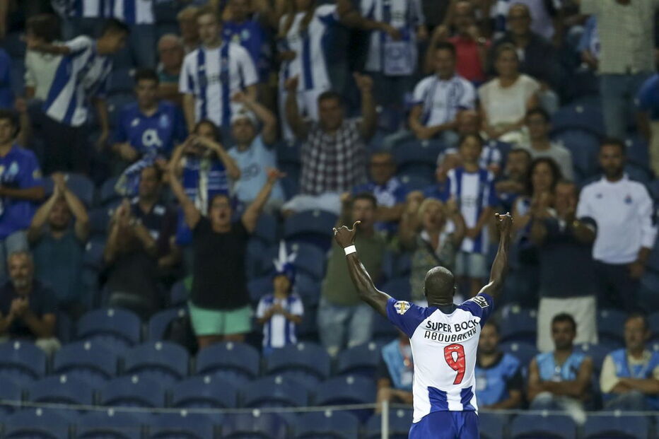As imagens do jogo entre FC Porto e Moreirense no estádio do Dragão