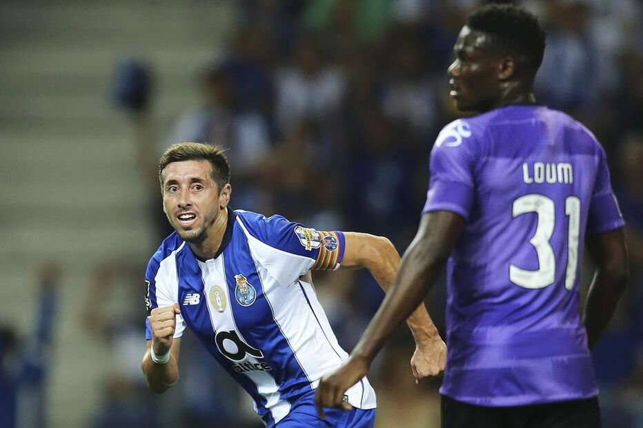As imagens do jogo entre FC Porto e Moreirense no estádio do Dragão