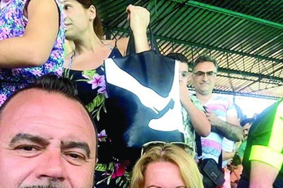 Raul e Celeste seguia na mota