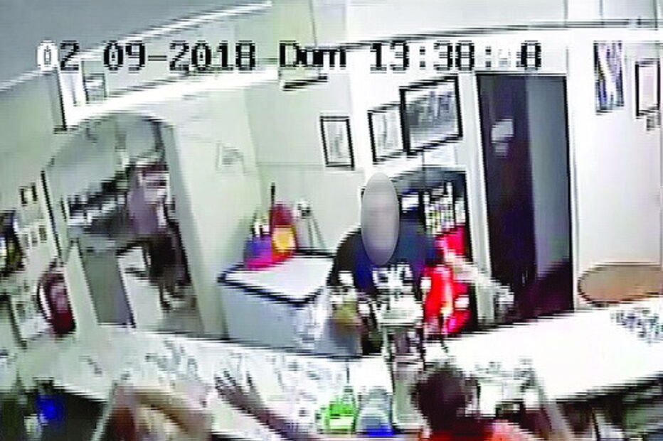 Proprietário escorraça ladrão de café em Braga