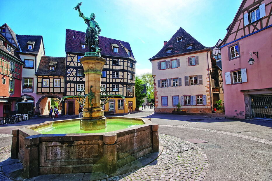 Casas coloridas formam o postal perfeito de Colmar