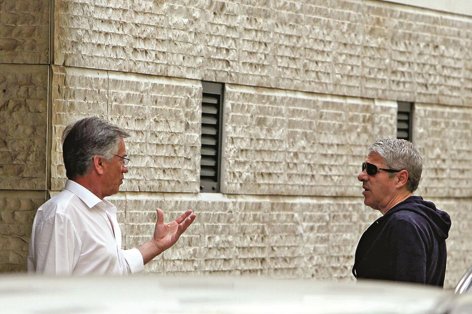 Armando Vara e José Sócrates pretendem evitar julgamento ao requererem a abertura da fase de instrução no âmbito do processo da Operação Marquês  