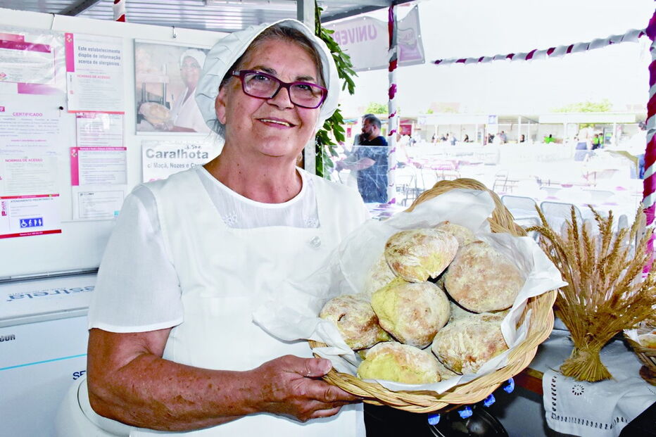 Padeira Emília Caldeira destaca a importância da certificação das ‘caralhotas’, que são pães pequenos típicos da região 