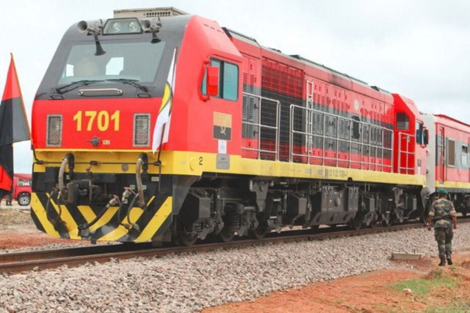 Comboio em Angola