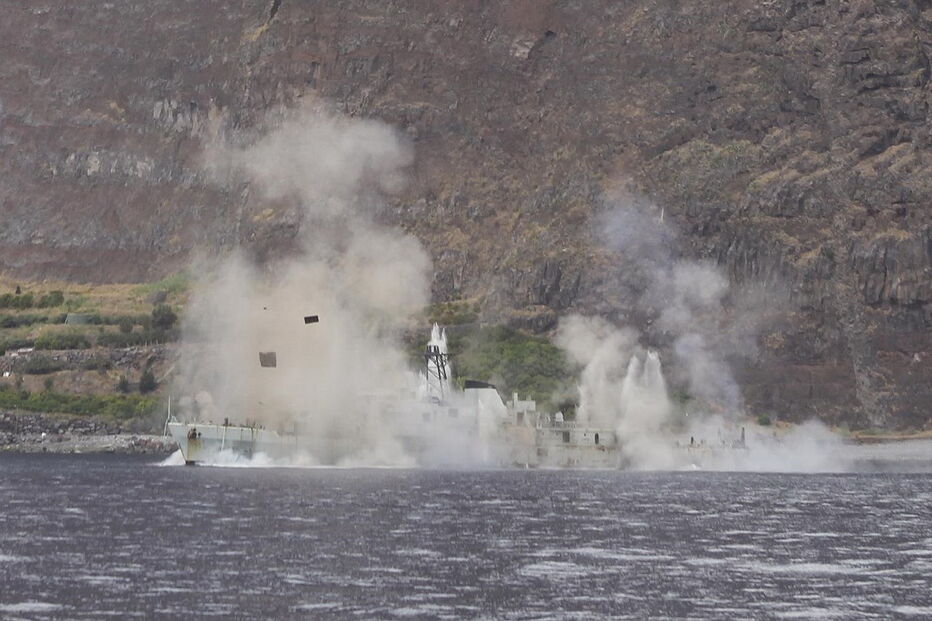 Vídeo mostra corveta Afonso Cerqueira a afundar nas águas da Madeira