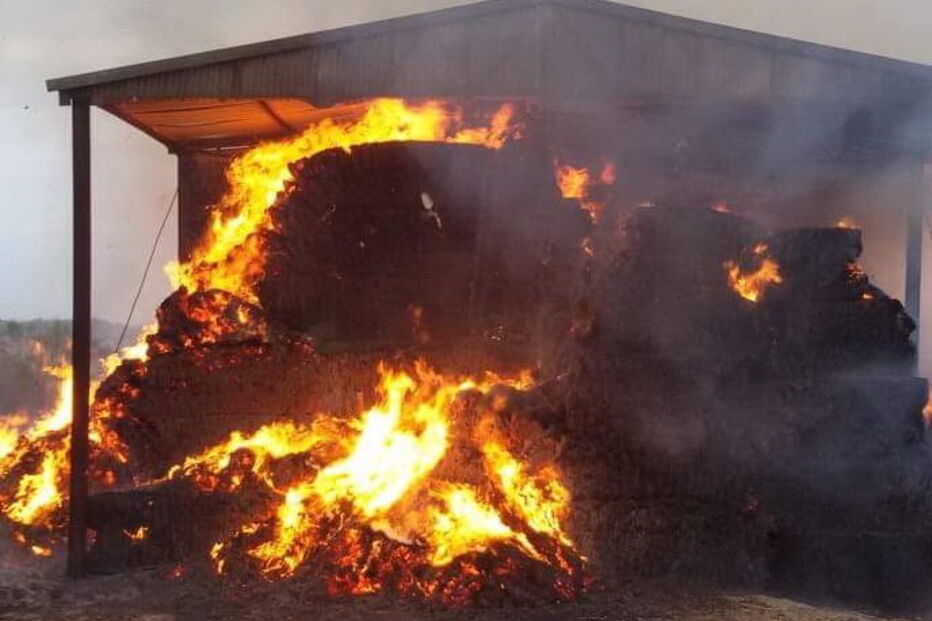 Telheiro com palha arde no Alandroal e provoca 50 mil euros de prejuízo