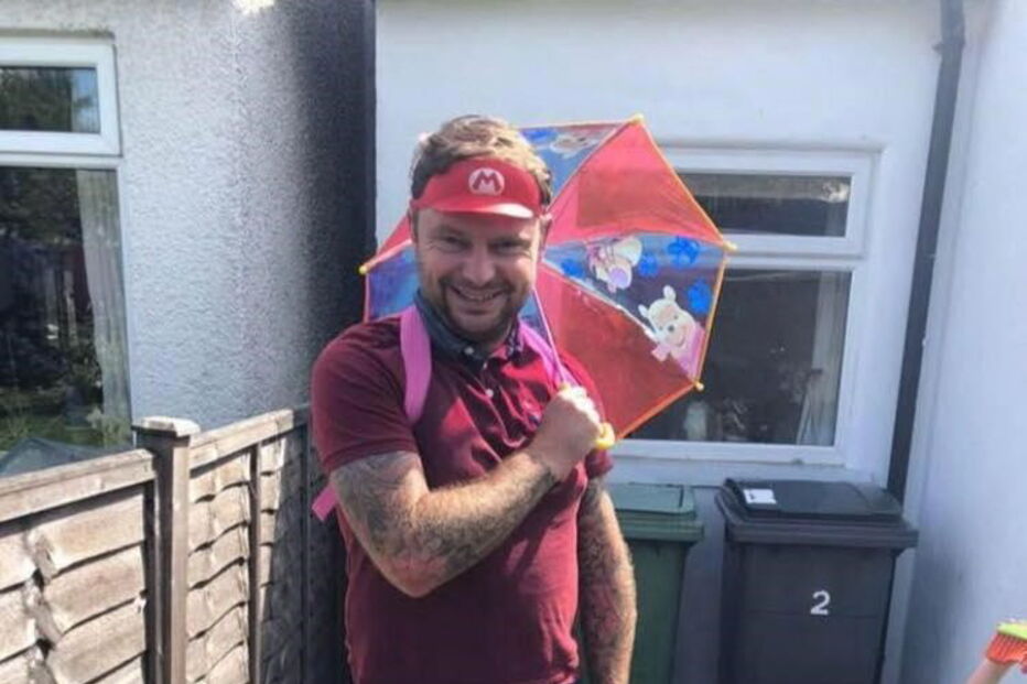 Encontra noivo morto em quarto de hotel horas após se casarem