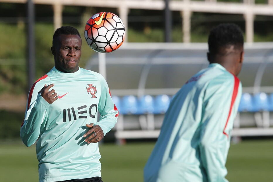 Bruma num treino da Seleção Nacional