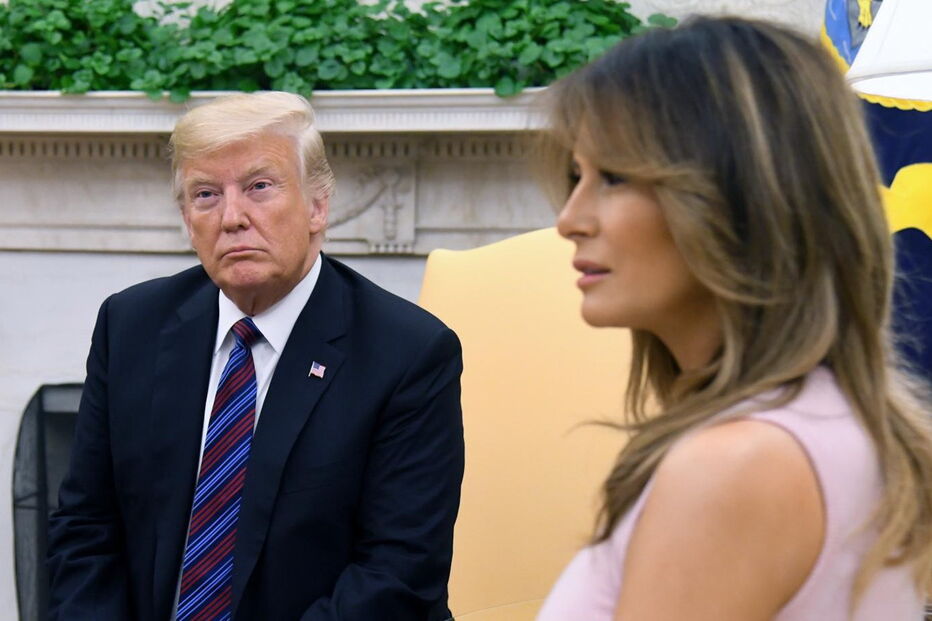 Donald Trump com a mulher, Melania, na Casa Branca