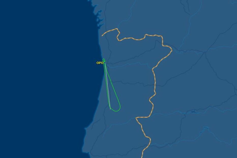 Avião da Royal Air Maroc aterrou de emergência no aeroporto Sá Carneiro no Porto