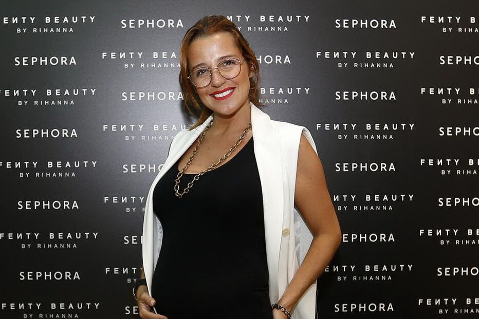 A atriz e cantora Inês Herédia está grávida de gémeos