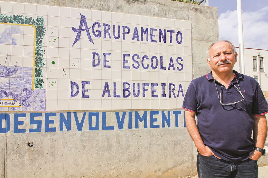 Domingo Mendes dirige o Agrupamento de Escolas de Albufeira onde as aulas vão começar dia 14 de setembro  