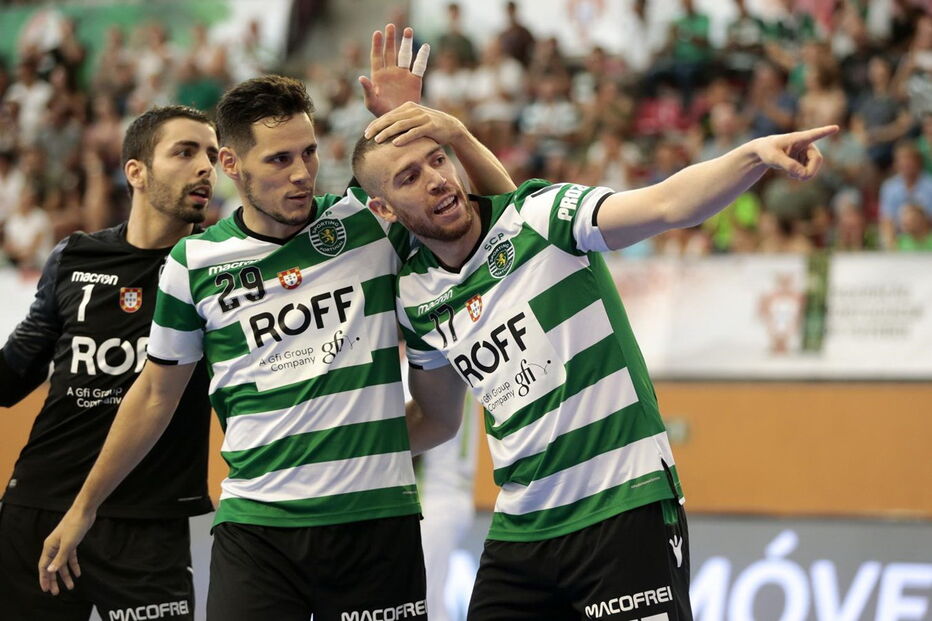 Sporting goleia Fabril e conquista Supertaça de Futsal