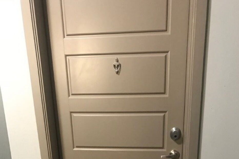 Porta do apartamento de Botham Jean