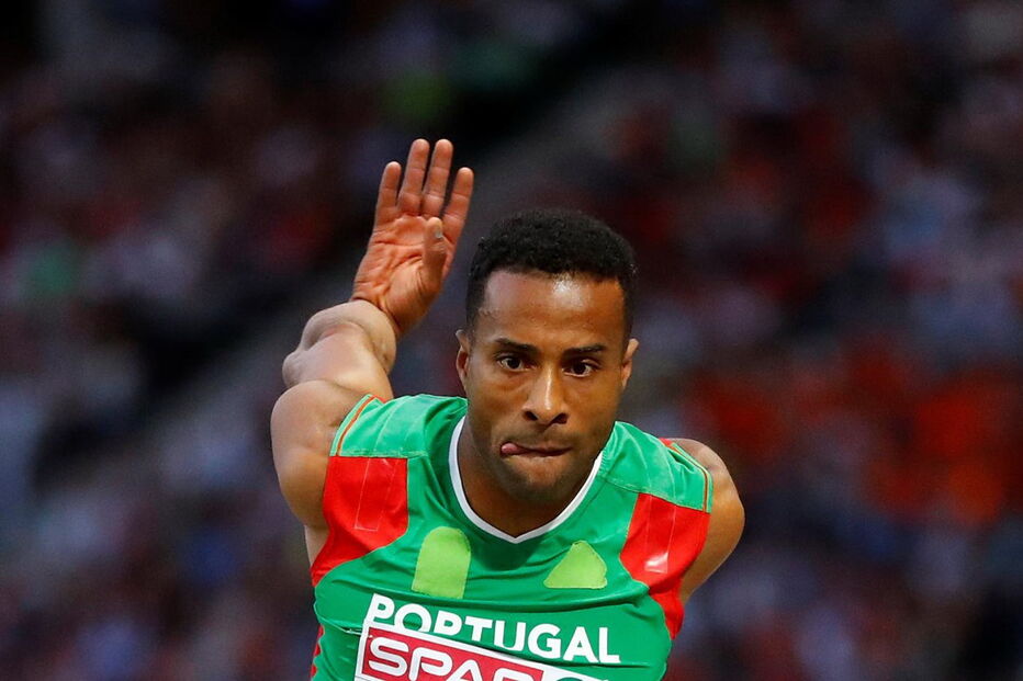 Nelson Évora em competição nos Campeonatos da Europa de 2018