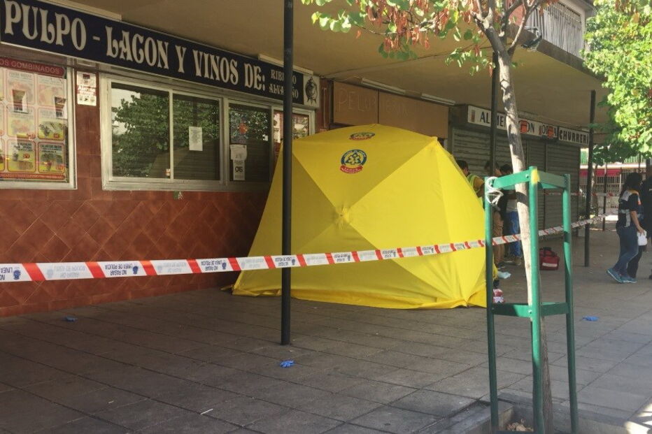 Mulher esfaqueada até à morte em cabeleireiro de Madrid