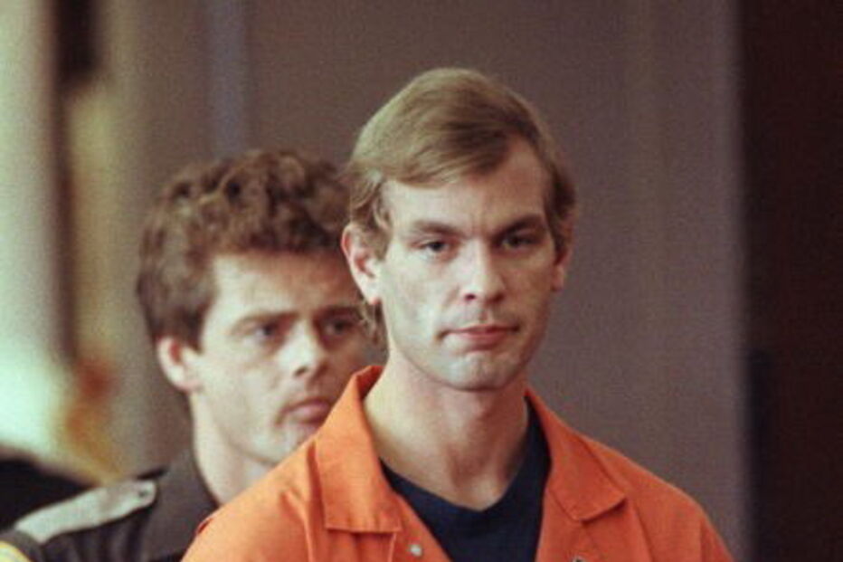 Jeffrey Dahmer violou, matou e comeu 17 rapazes