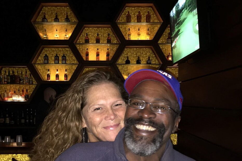 Eric Newman e Tamara Tucker