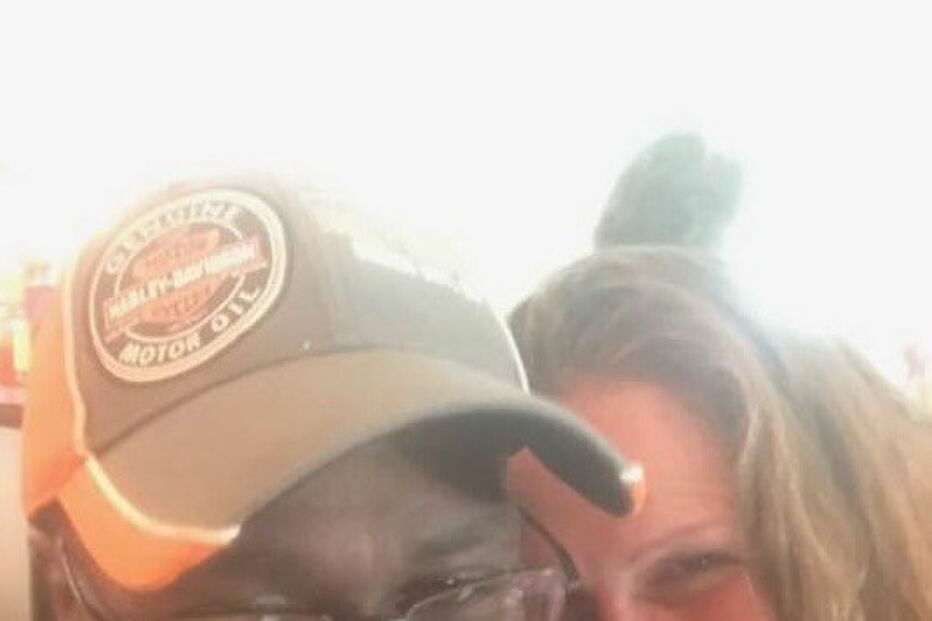 Eric Newman e Tamara Tucker