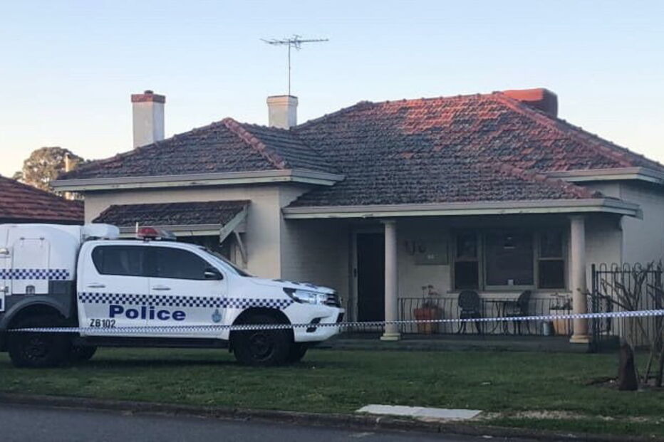 Jovem mata família e mantém corpos em casa durante seis dias 